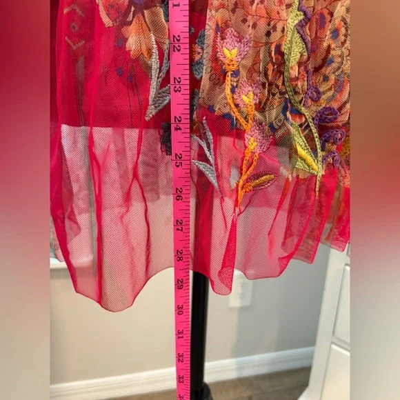 Johnny Was
FEATHER LARK MESH BLOUSE, XL - Picture 6 of 9